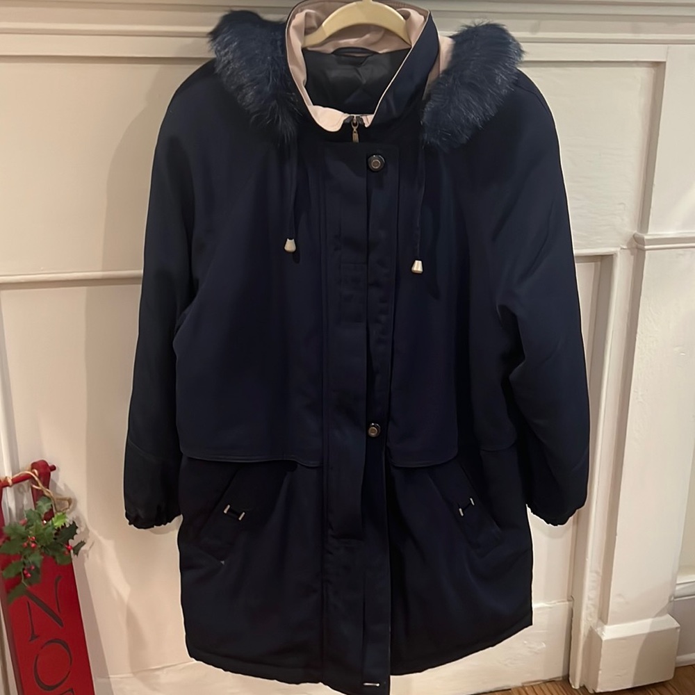 AB II By American Bazaar.  Navy. Size Large